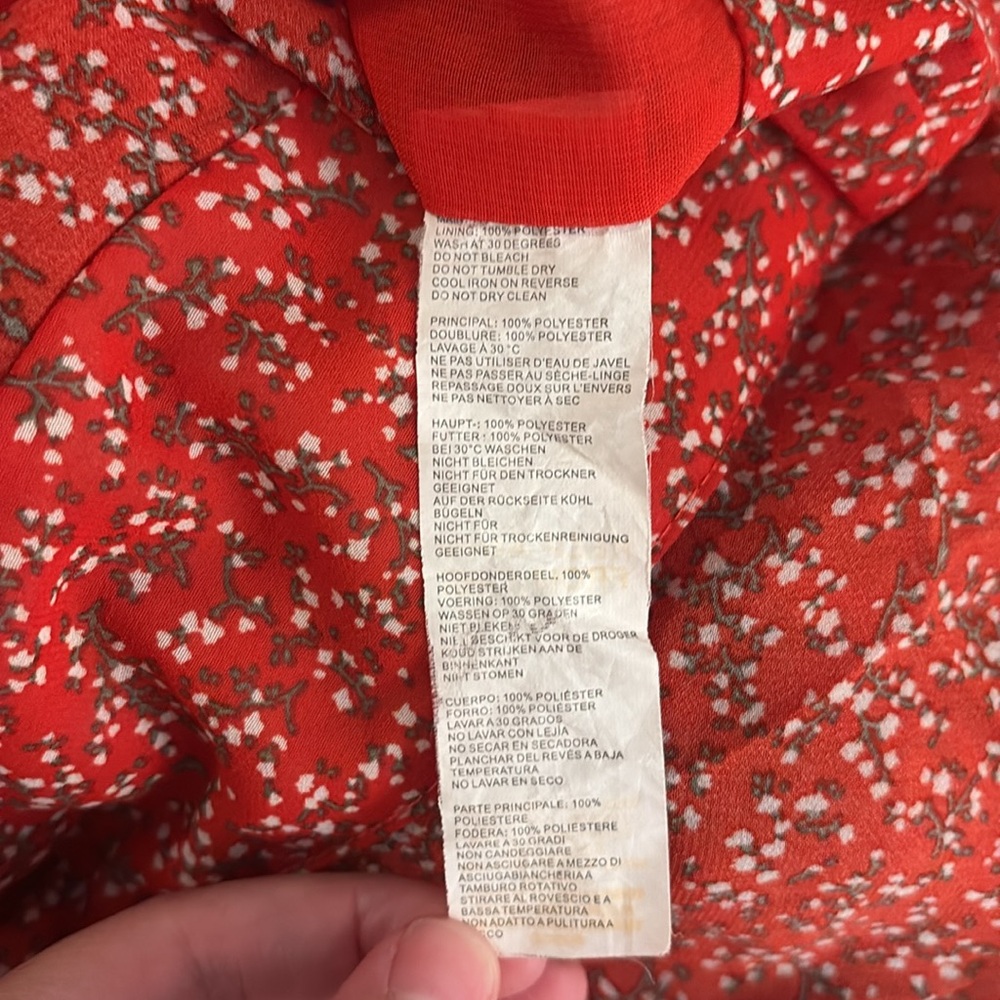 Red Floral Ruffle Top - Picture 7 of 7